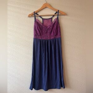 Kindred Bravely Lace Trim Nightgown Size Small - Purple and Blue